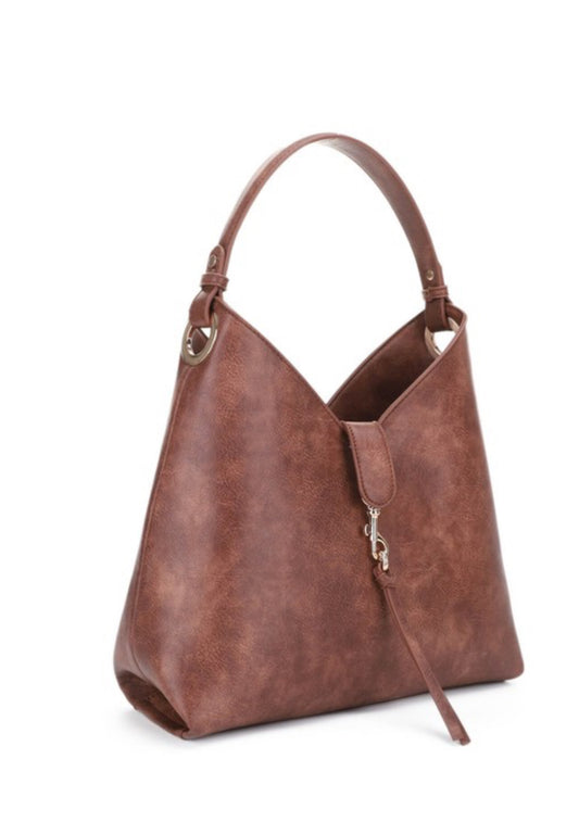 Avery Hobo with Clasp